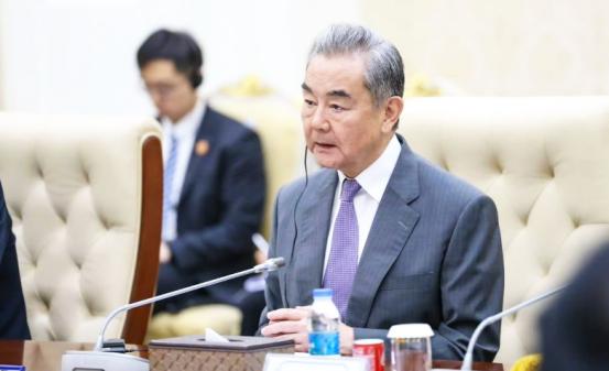 柬埔寨答应中国了 可以说，这一次柬埔寨邀请中国出访，给出了极大的诚意。 