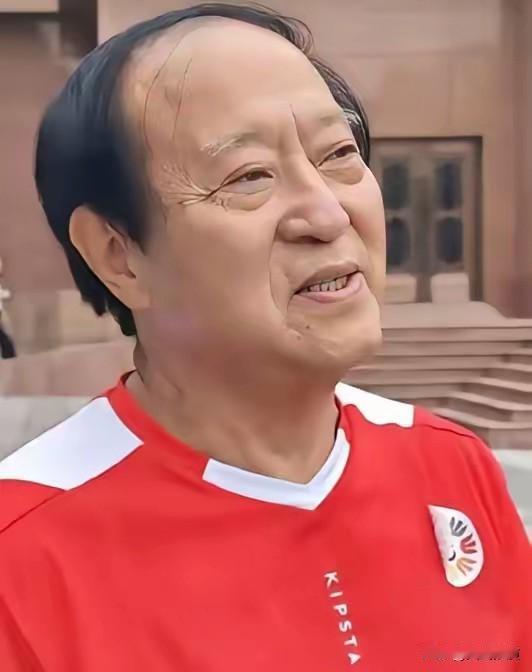 看到还有人嘲笑牛群晚景凄凉，真想笑死人有人嘲笑牛群晚景凄凉，这话听着就让人来