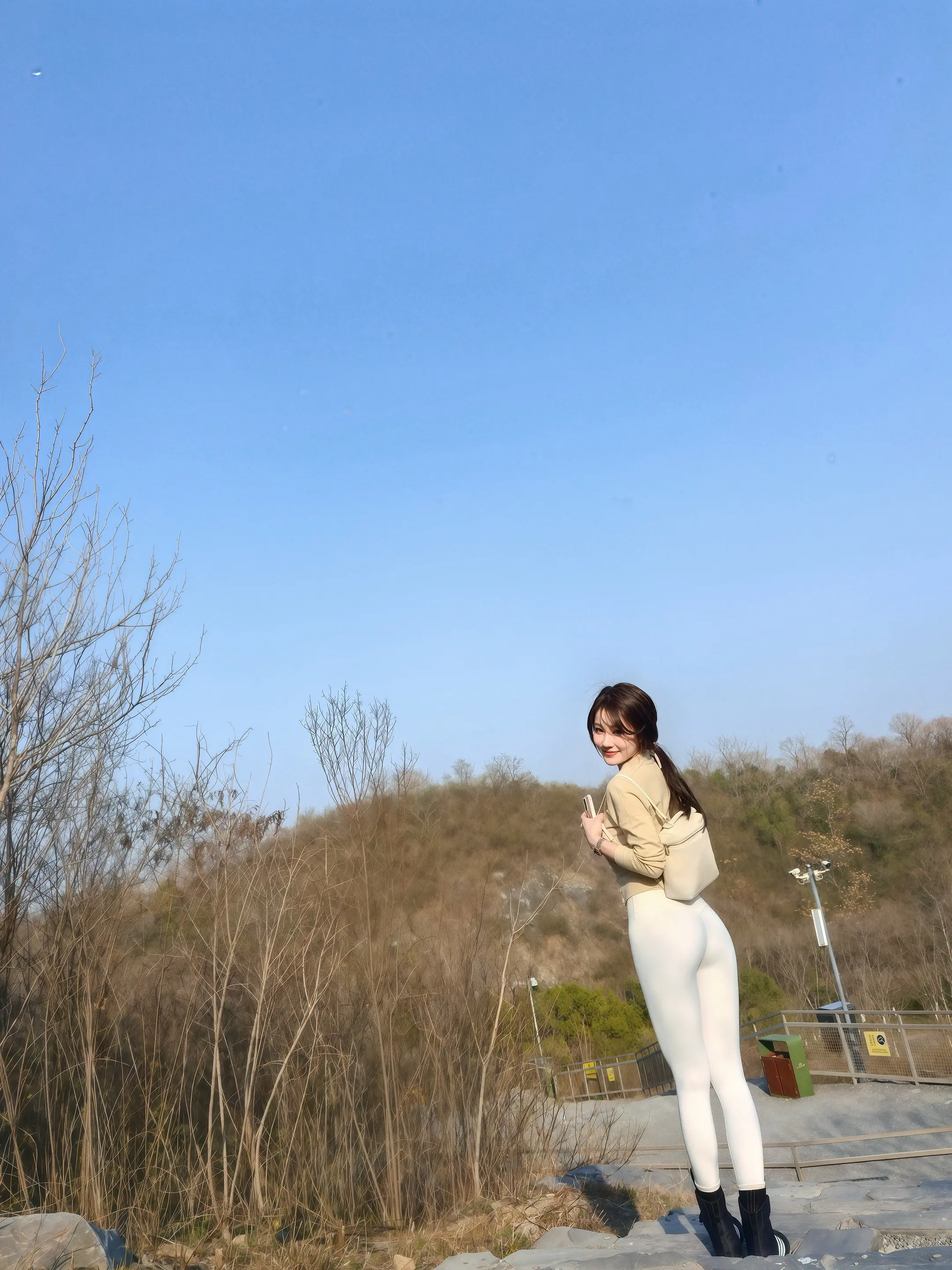 我只会穿瑜伽裤