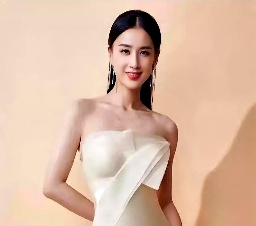 黄圣依自曝婚后变化！她说婚姻久了生理需求确实会减退，刚在一起那会儿哪有什么风