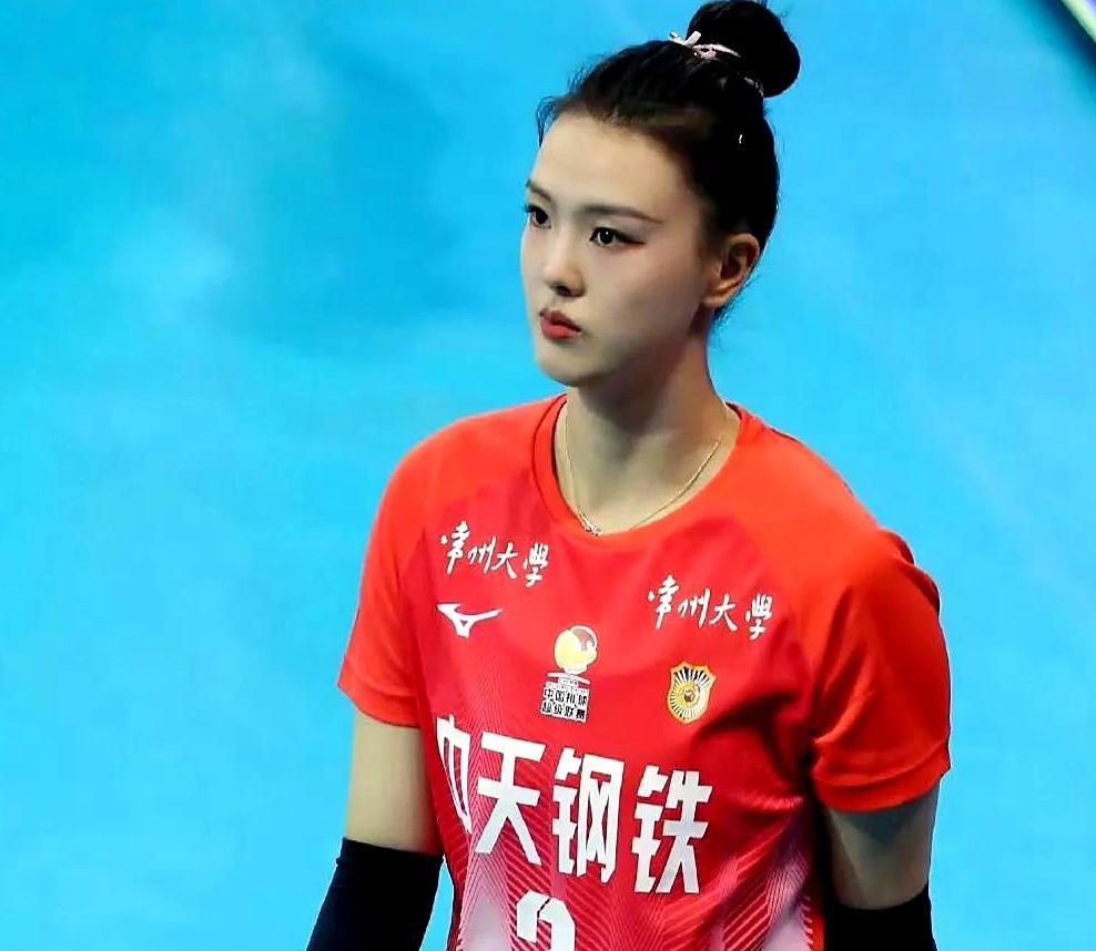 为了夺得全运会冠军，天津女排，江苏女排，以及上海女排最近都有不小的动作啊，首先是