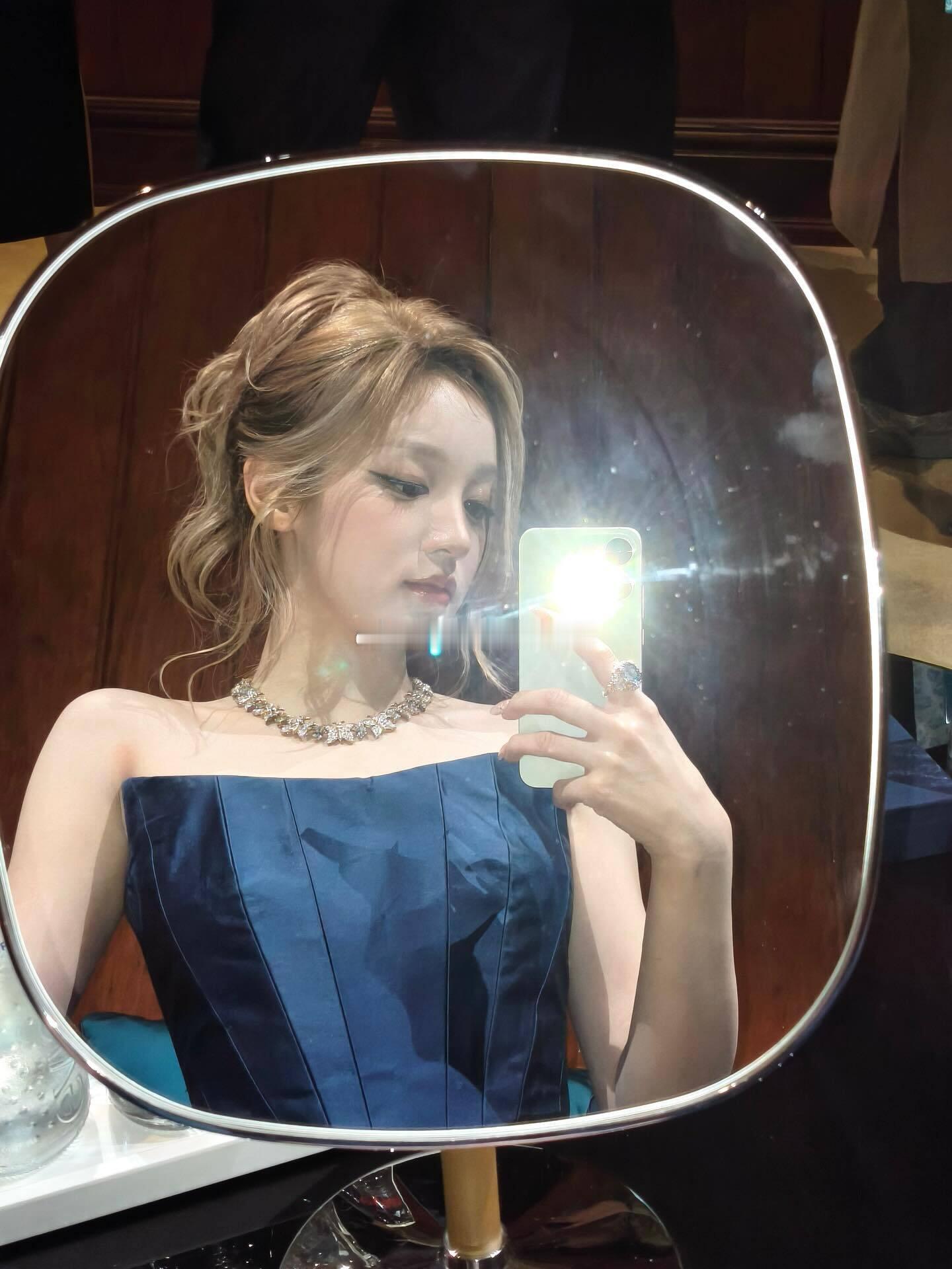 Tiffany雨琦💙小说里的贵族夜宴具像化了造型真的好美宋雨琦官宣蒂芙尼宋