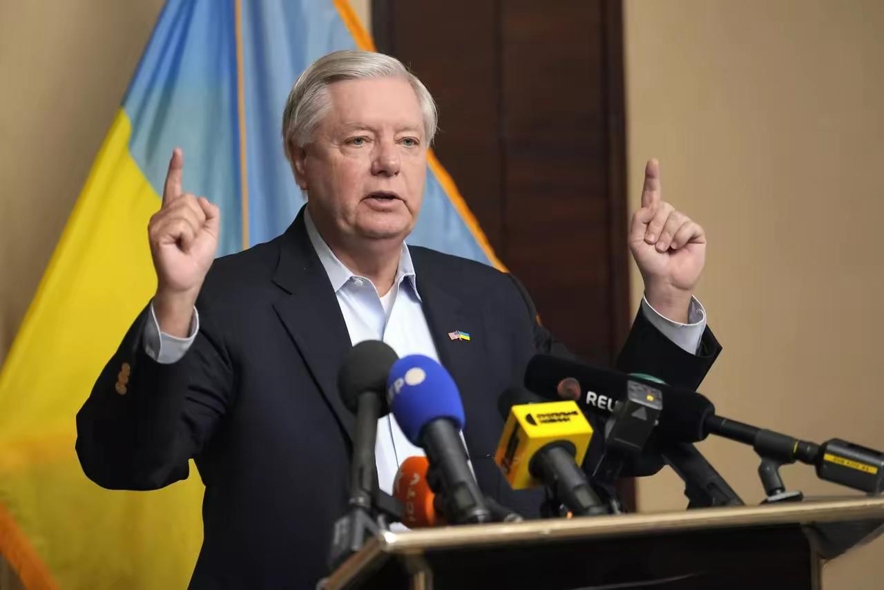 美国国会并不知晓乌克兰新的“和平计划”——《国会山报》美国国会议员们直到媒体