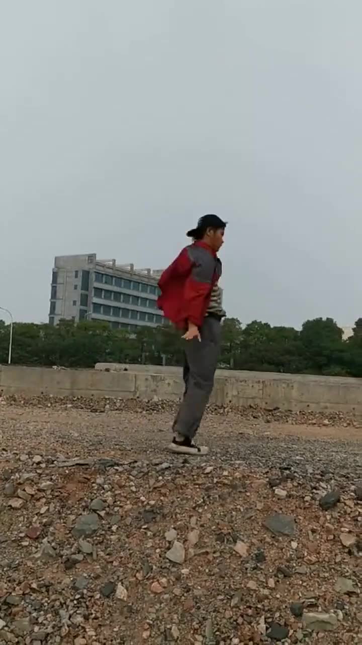 MJ 太空步原地旋转完美教学(中文)2_土豆视频