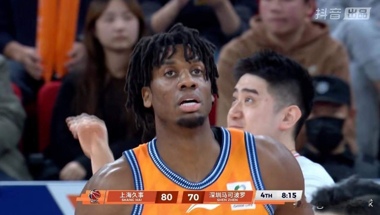 上海久事超级中锋怀特塞德真是功不可没！在今天上海久事主场以101：92力克深圳马