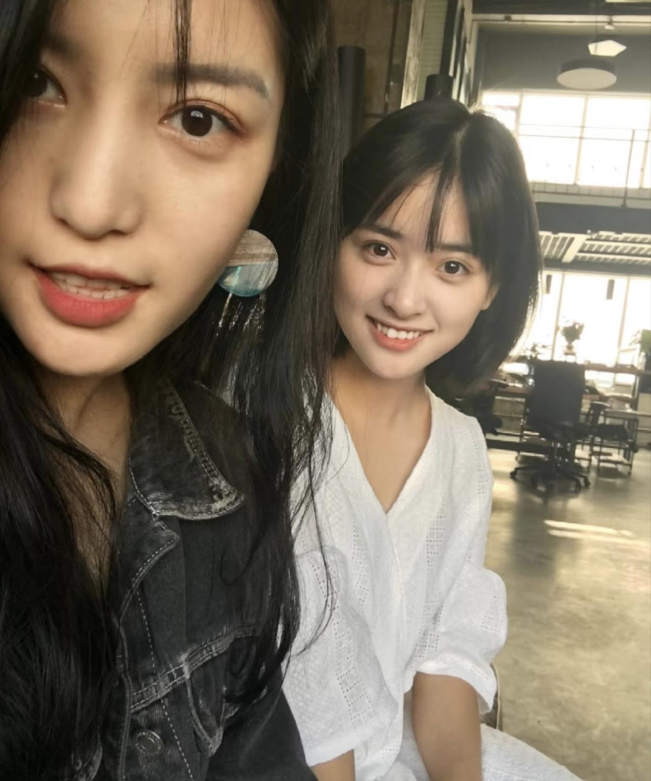 沈月颜值看着平平无常，为何一直被鼓吹神颜。身高159，体重96斤。这个数字，在