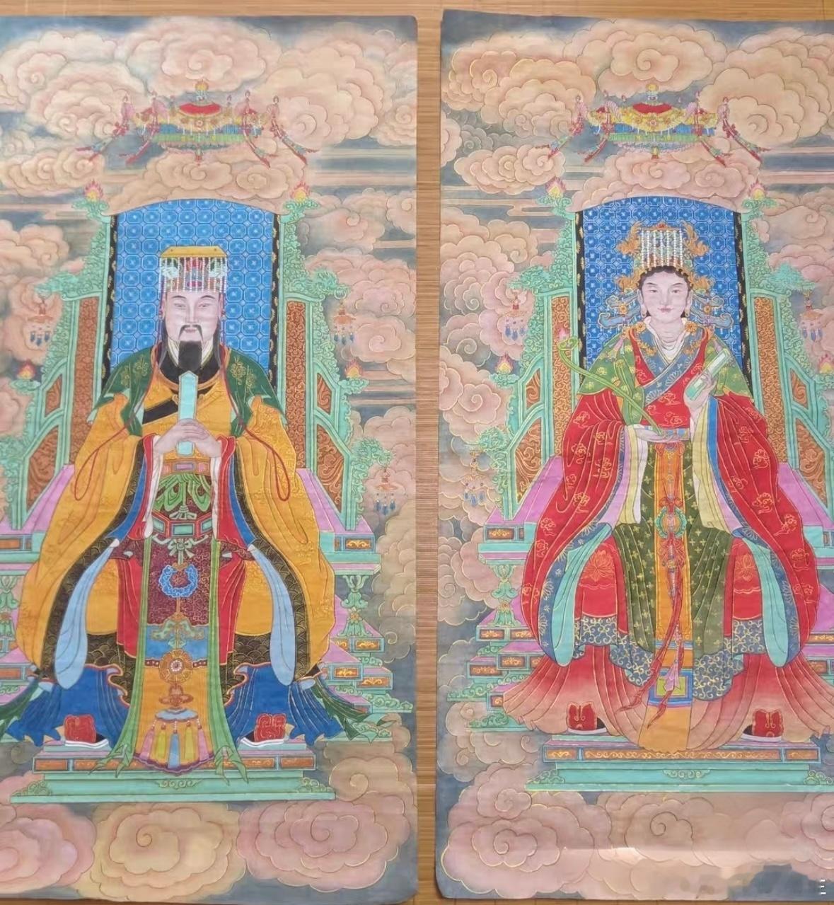今晚碰到个自称道教学院毕业的前辈，在群里和上百个善信们吹牛逼…吹歪了，说玉皇大帝