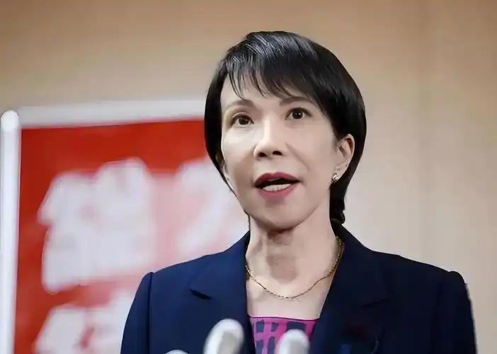 东方大国代表团踏上名古屋亚运会的征程，遭遇多重不公待遇：签证费翻五倍，安检严把，