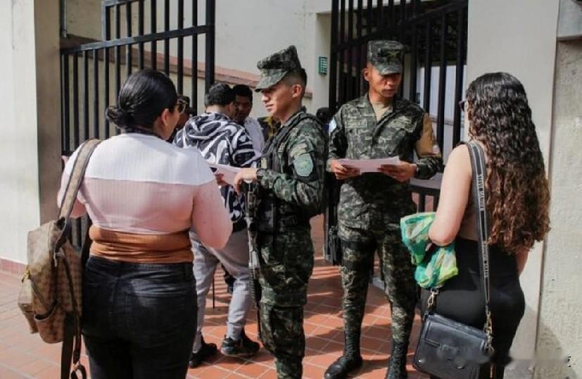 洪都拉斯恢复公布选举结果，特朗普支持的阿斯福拉继续领先。TEGUCIGALPA