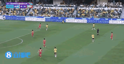 两脚射门两个进球，这就是澳大利亚女足女足亚洲杯四分之一决赛，主场的澳大利亚女