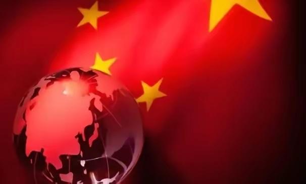 真是太反常，美国，法国，日本等西方国家惊奇发现，中国已经成为了全球的焦点，中国制