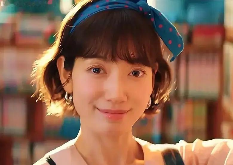 朴信惠这次复出，根本不是状态危机，而是一场精准的“战术换挡”！收视率首播破5%