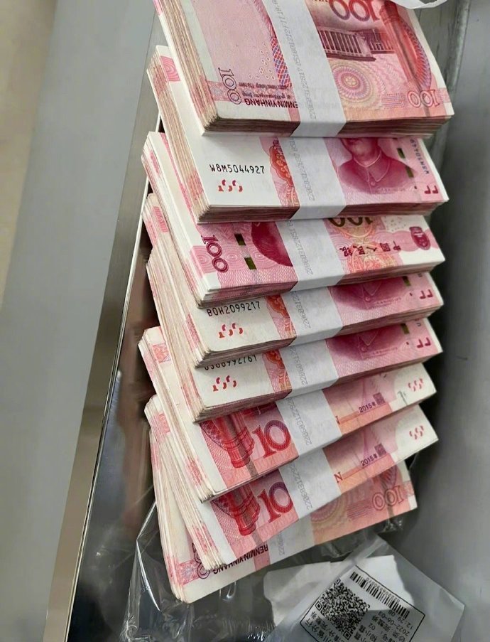 凡是你借出去的钱，不还给你的人，都会替你生病挡灾。他的运气和福报，也会因为对你的