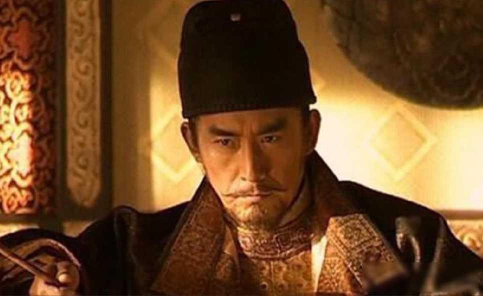 唐朝大将侯君集策划谋反，因心里有鬼常做噩梦。妻子问：“你如果做了对不起皇上的事，