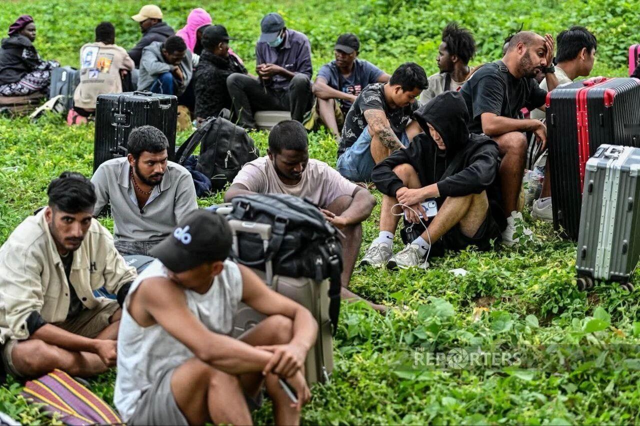 泰国边防部队抓获大量闯境者！这些人来自南亚、非洲、中东，中亚地区，所以目前在