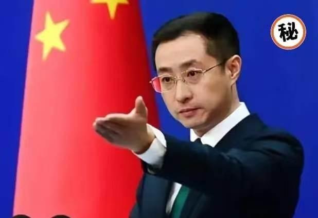 目前中国的最大问题，不是台湾问题，不是与美国的问题，也不是与日本问题。谁能想到，