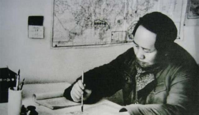 1943年，陈赓被免去军职，毛主席见到他当即拍案呵斥：太不像话了陈赓这人，从小