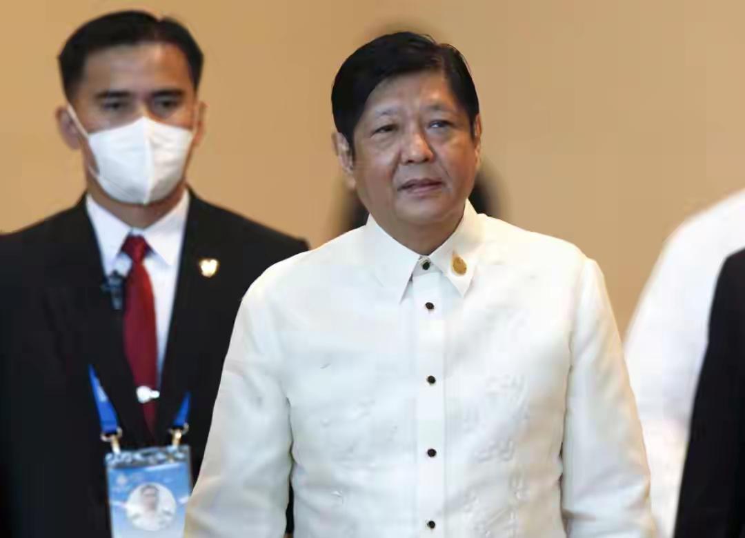 ​多行不义必自毙！菲律宾马尼亚爆发了前所未有大游行，人数达到60万人，人数如此之