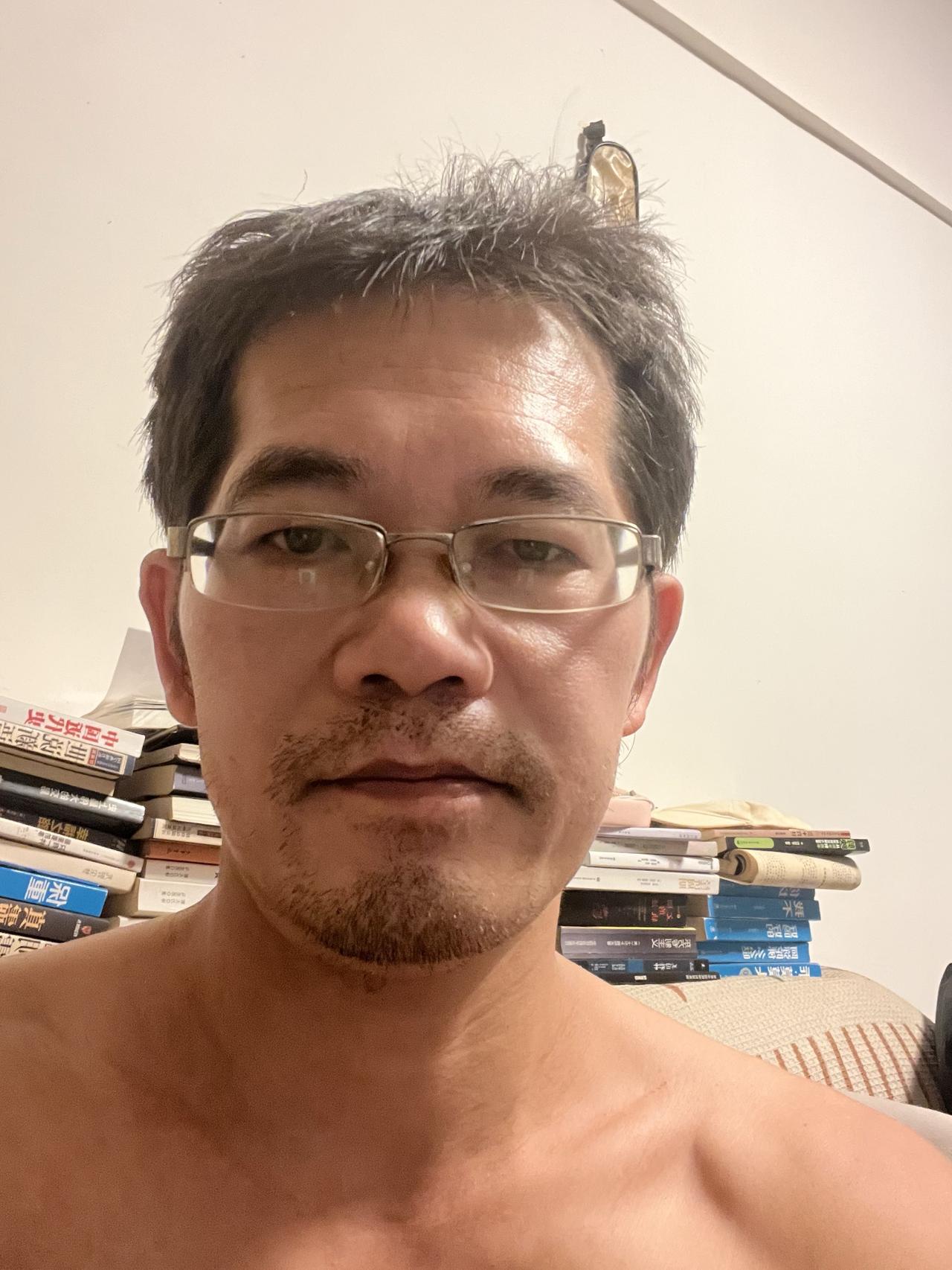 东莞一梦13年来东莞，寮步汽车站下车，应该是汽车东站，到了谢岗亲戚家，住了几