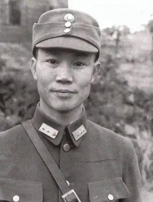 陈诚真是个谜明明是蒋介石的心腹重臣却冒险去救“叛将”吴石的妻子王碧奎，在白色