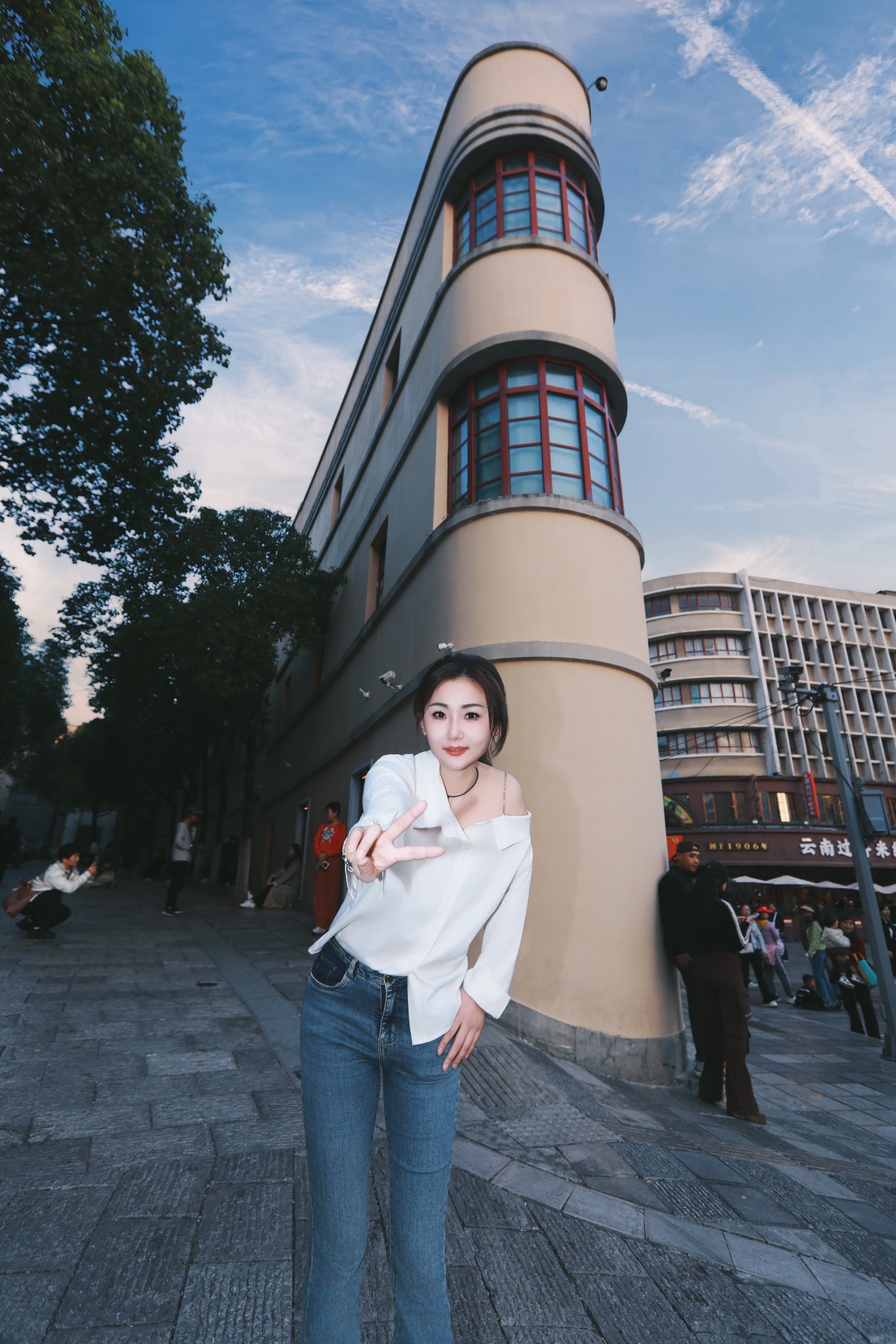 一个平常的下午里有我具象的幸福