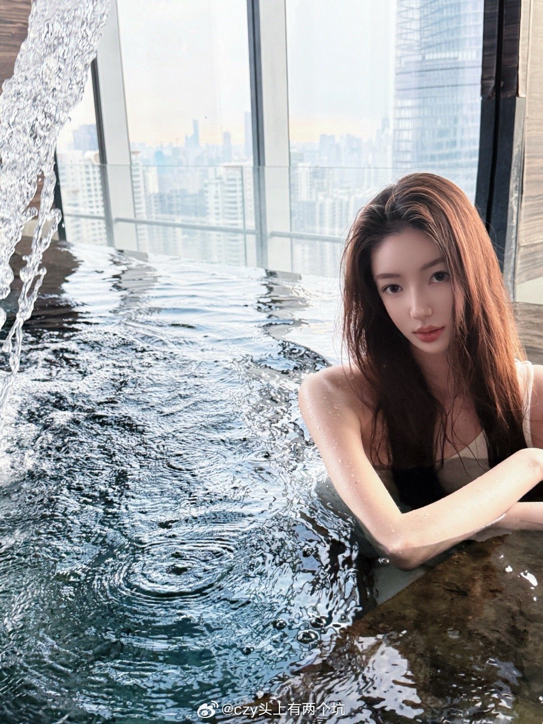 🌊​​​
