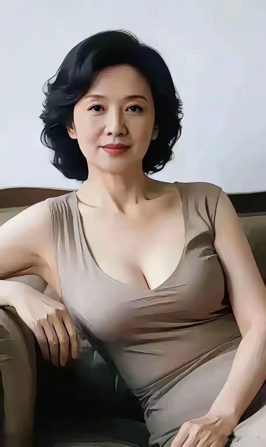 性学专家李银河说：“一个男人只要克服了性欲带来的执念，就会发现95%的女人，根本