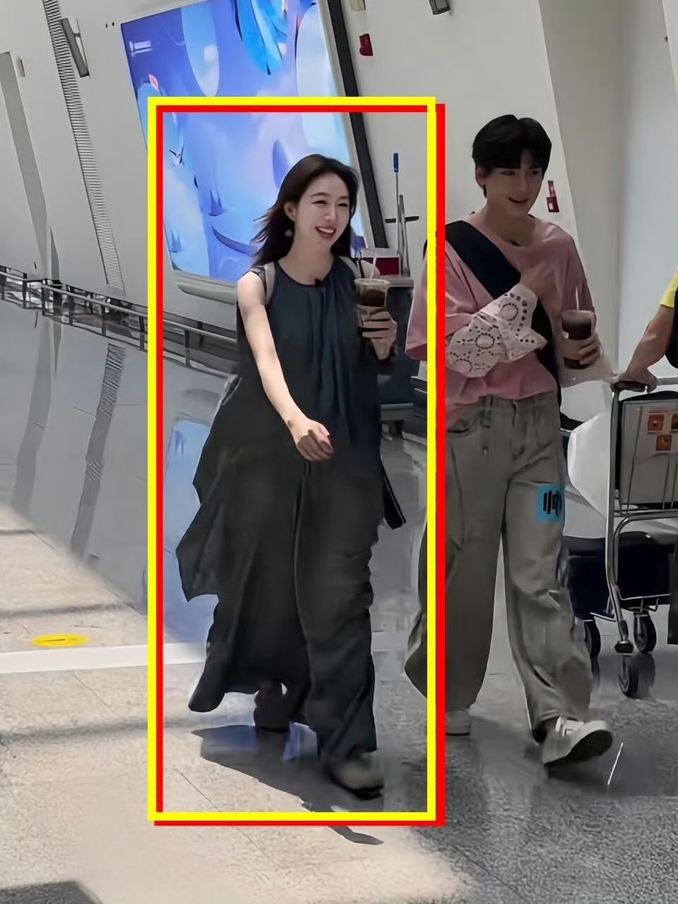天呐，看到姜妍瞬间对漂亮产生了执念。。。​太灿烂的让我说不出话​​​