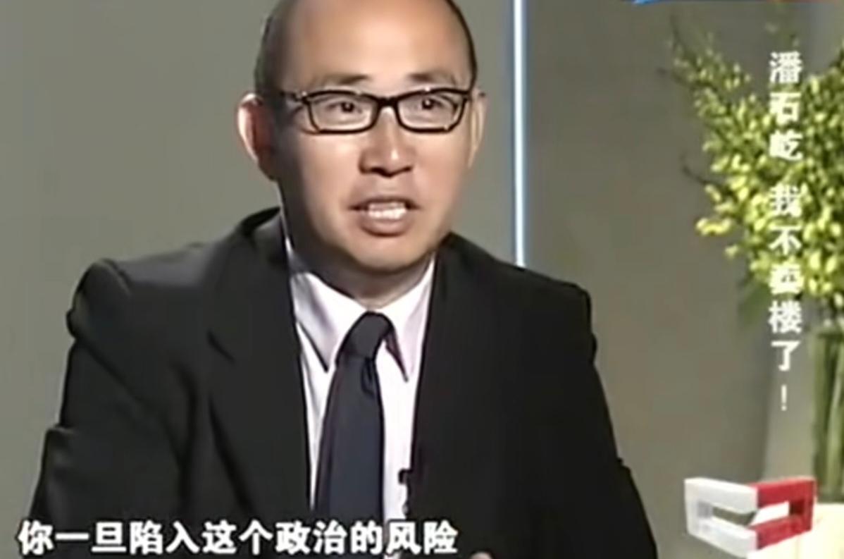 潘石屹早早就淡出了国内楼市，留下一堆房企大佬在债务里打转。有的被立案调查进去了，