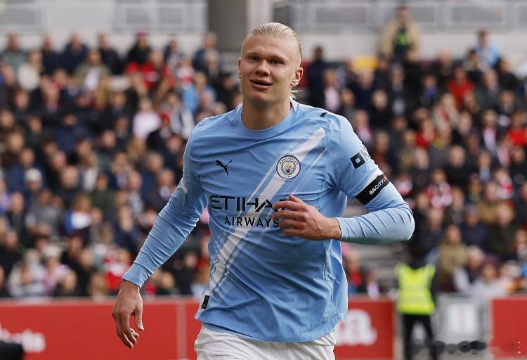 哈兰德：与卡拉格、罗伊·基恩一起参加节目？那我得叫上我爸爸12月11日讯在第6