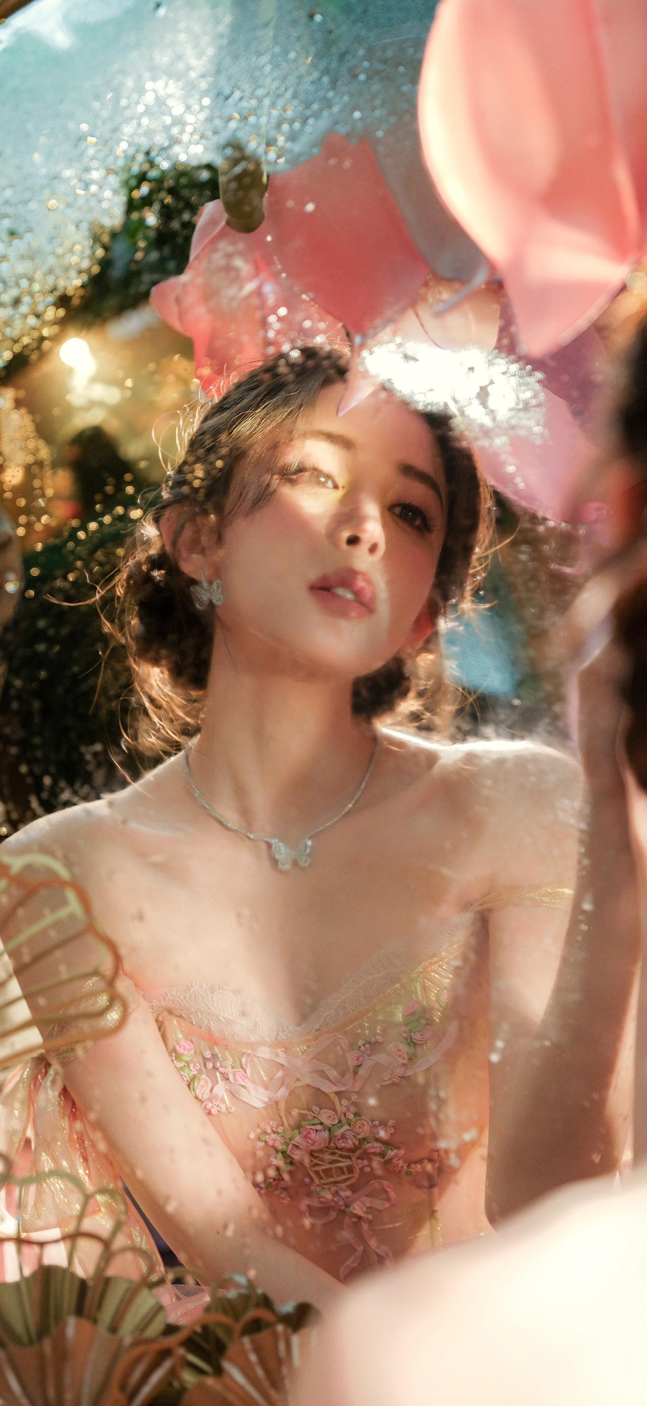 美女壁纸-第6341期-古力娜扎