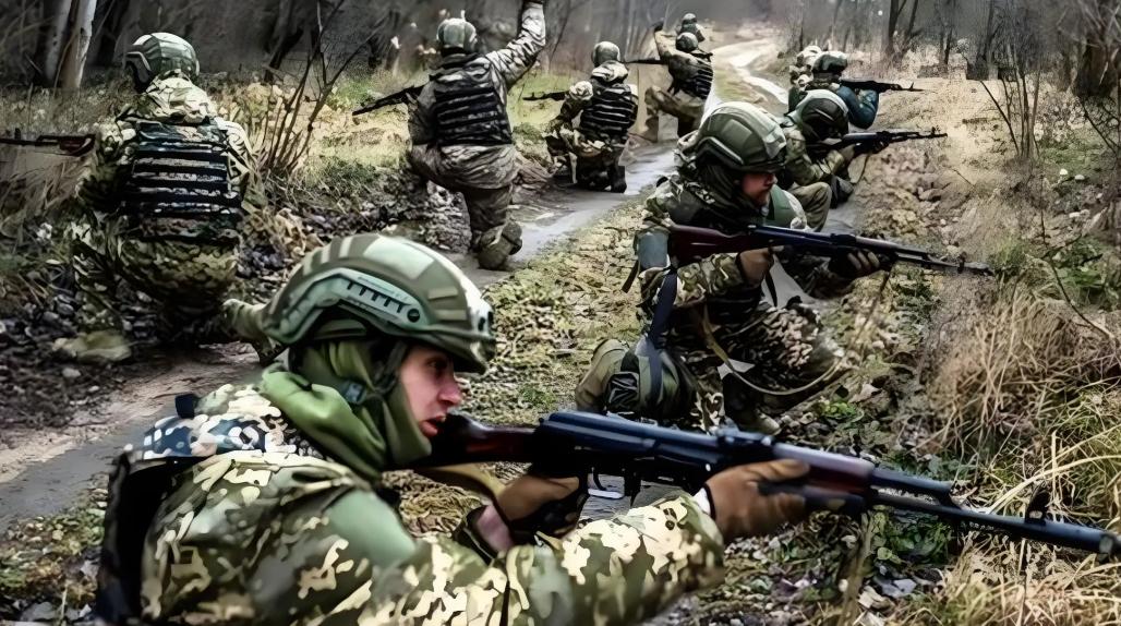 俄罗斯的军备还能撑多久？其实俄罗斯真正的军备是人口，俄土战争打了241年，几乎每