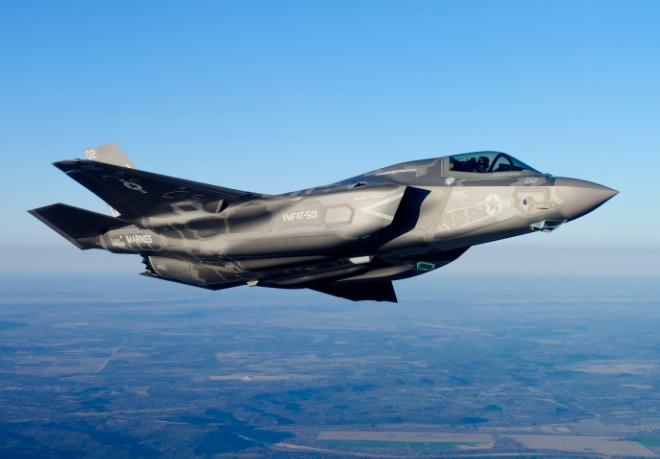 中东开打！特朗普没想到的是，伊朗的反击来得如此迅猛，仅给美以2小时反应时间，