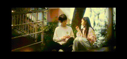 10年前两小无猜10年后情根发芽网剧双轨有一种安全感，叫靳朝。当他的朋友将姜暮