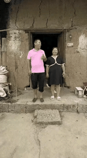 事实证明，中国人对生一个儿子非常的执着！不接受反驳！[捂脸哭][捂脸哭][捂脸哭][捂