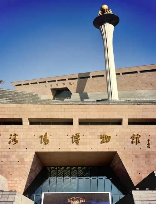 真挖到传国玉玺了吗？为什么洛阳博物馆突然宣布闭馆一年？  最近洛阳博物馆闭