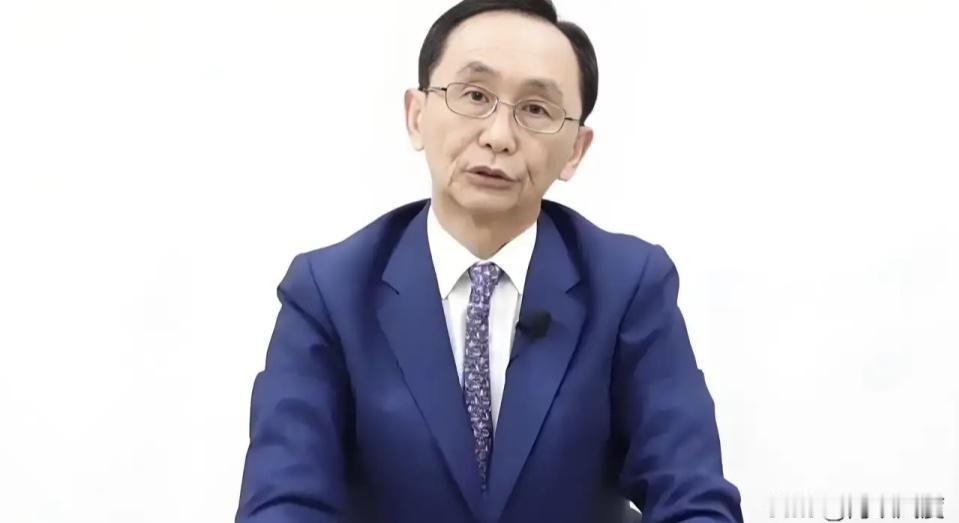 吴子嘉这回怕是真栽了！刚赔陈时中300万，又被柯建铭告两项罪，之前狂言郑丽文“