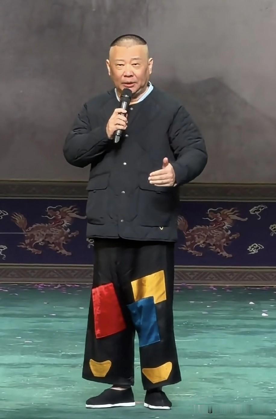 郭德纲算“相声大师”吗？侯耀文的“五条标准”戳破真相！侯耀文曾提过“大师五
