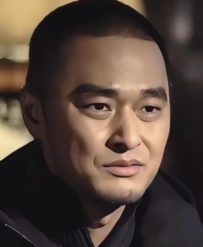 “身家上亿”的北京协和医学博士冯唐，再次抛出惊人“言论”，他说：“没事不要和任何