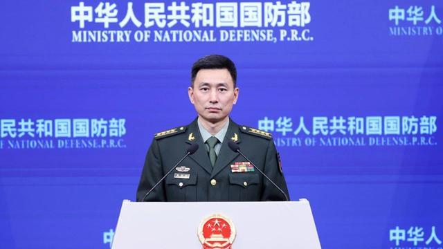 石破茂对台问题上,作出一个极其危险的动作,中国没给台阶是对的