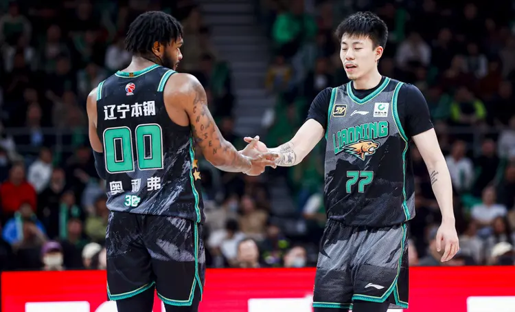 CBA排名又乱了!北京遭遇大逆转,辽篮逼近前四,黑马要成搅局者