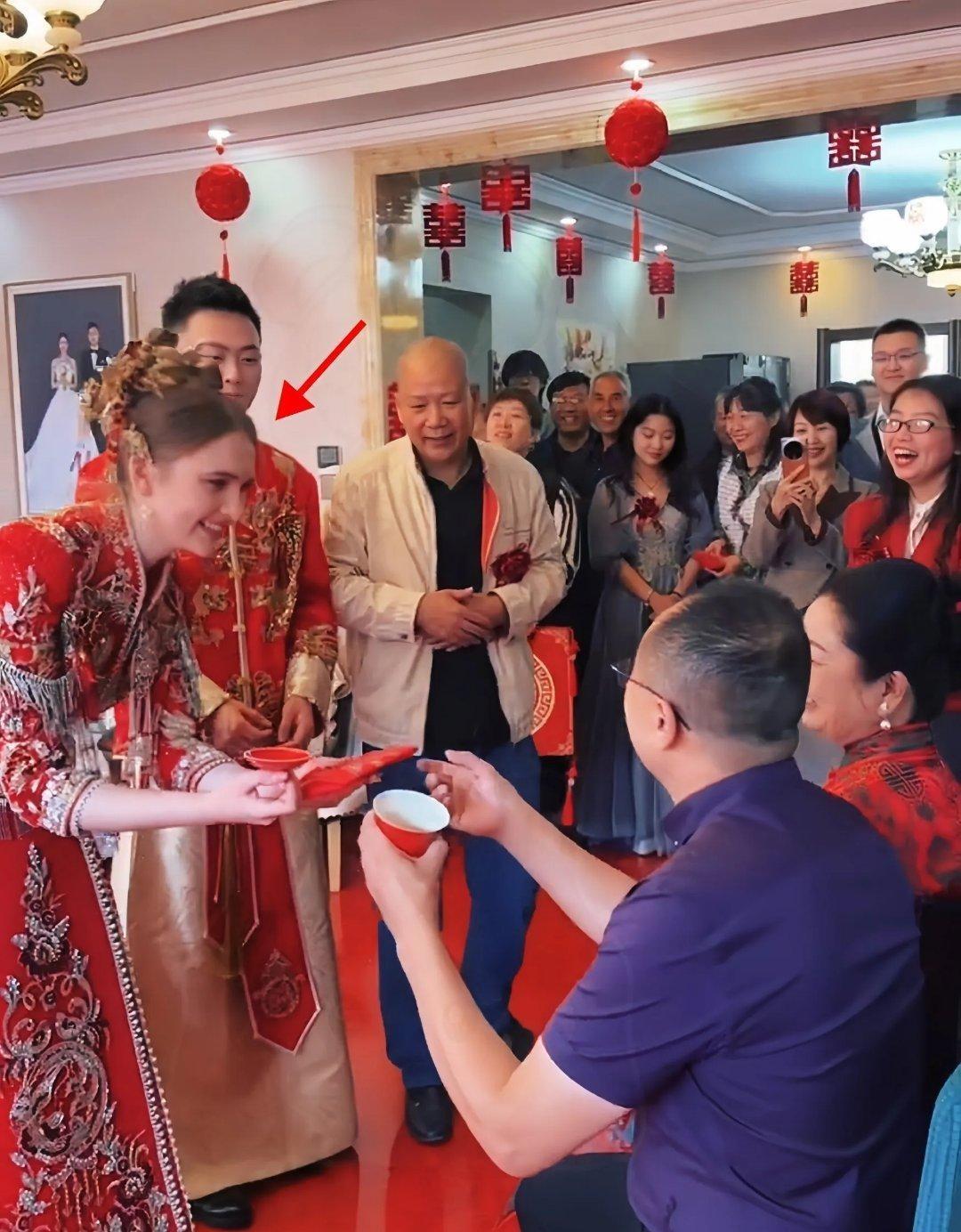 中俄免签，婚姻互补。俄罗斯这个没有唐人街的国家，未来会有很多中国的孩子。也许，以