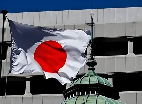 美伊激战正酣，日本突然抛售6200亿ETF，这一刀捅得太精准！