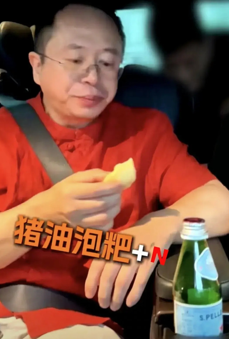 据说这几天重庆荣昌人挤人，热闹非凡！说实在话，荣昌卤鹅，我不是特别想吃，毕竟