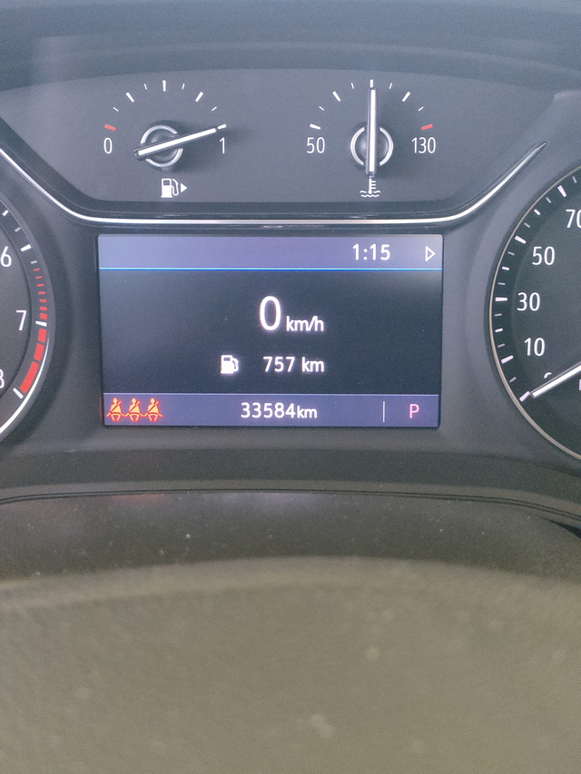 君威油表油箱容量往常加油95号加满跳枪表显示620公里左右，最近一次加满跳枪也