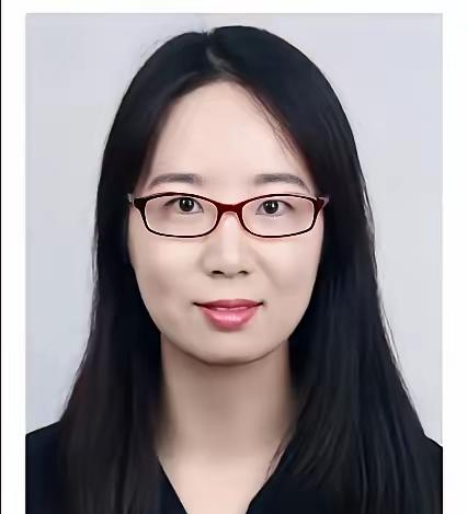 看看曾梦琪的开挂人生吧2013年——2018年，武汉大学博士研究生2018年