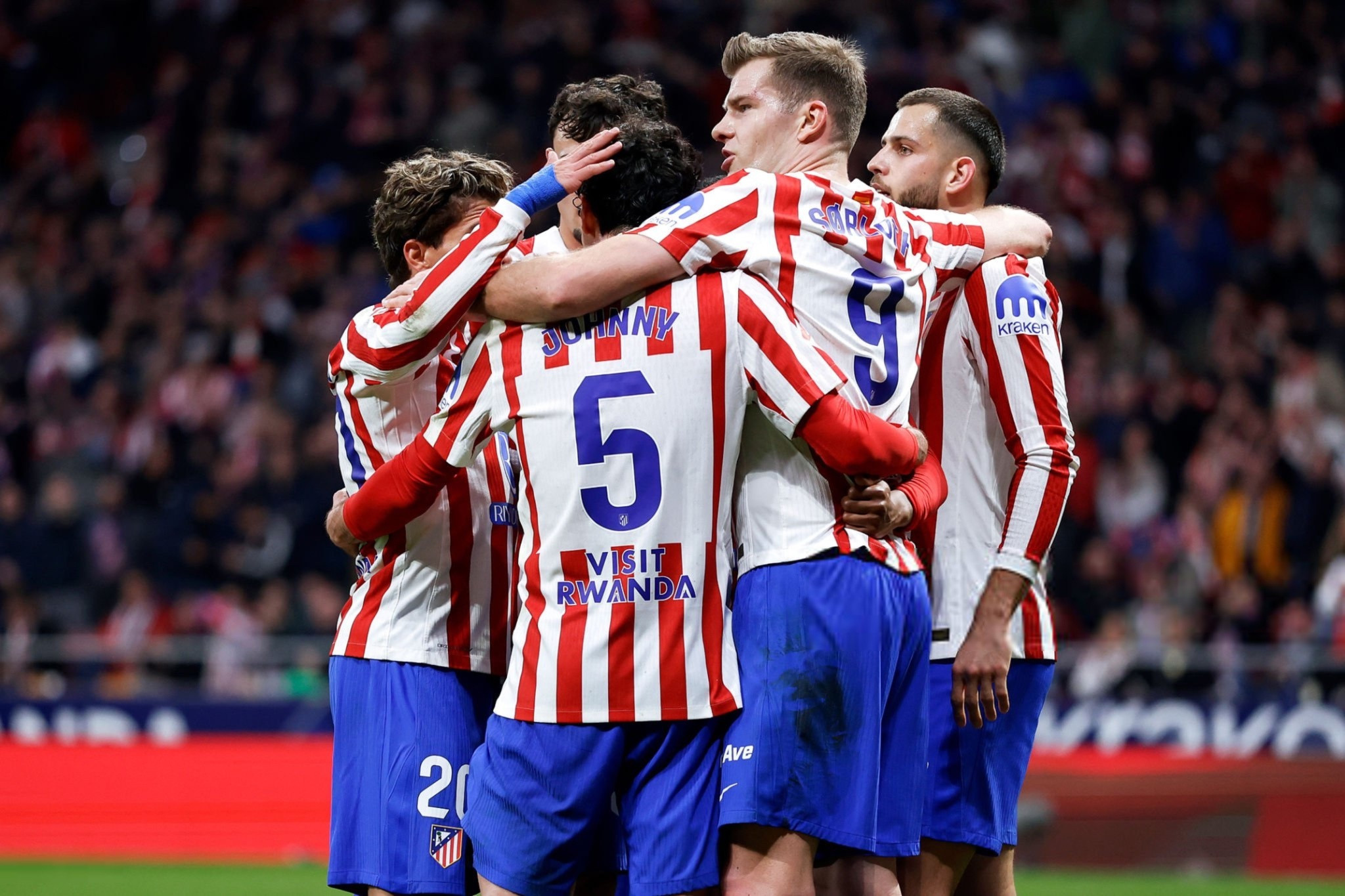 马德里竞技宣布卡多索和索洛特受伤，但没有具体说明他们将缺席多久。巴萨至死不渝红蓝