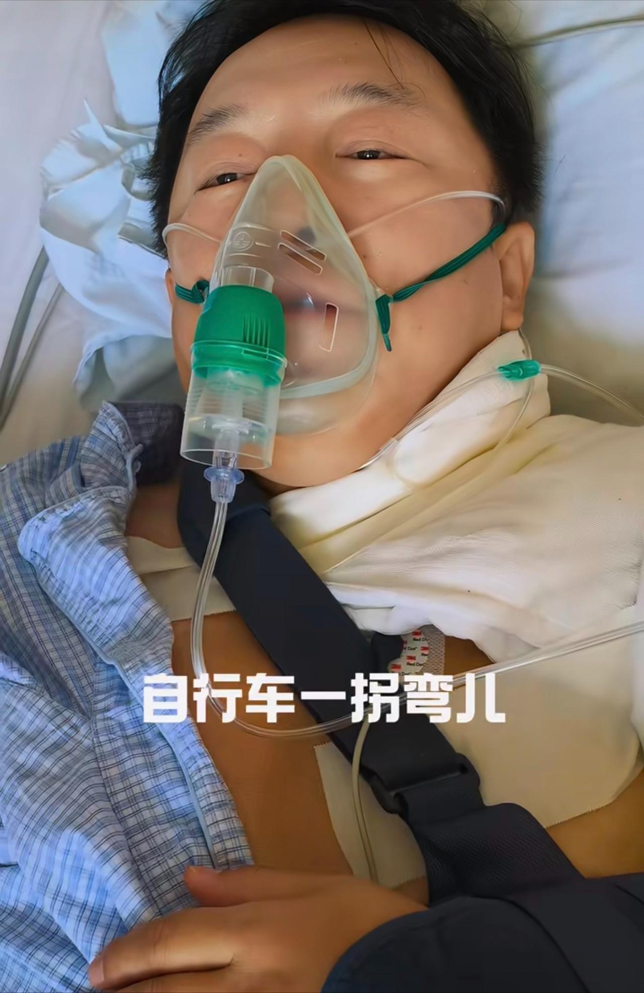 52岁黄渤摔了，住院了，年纪大了干什么都心酸！9月3号，黄渤社交账号晒出一条