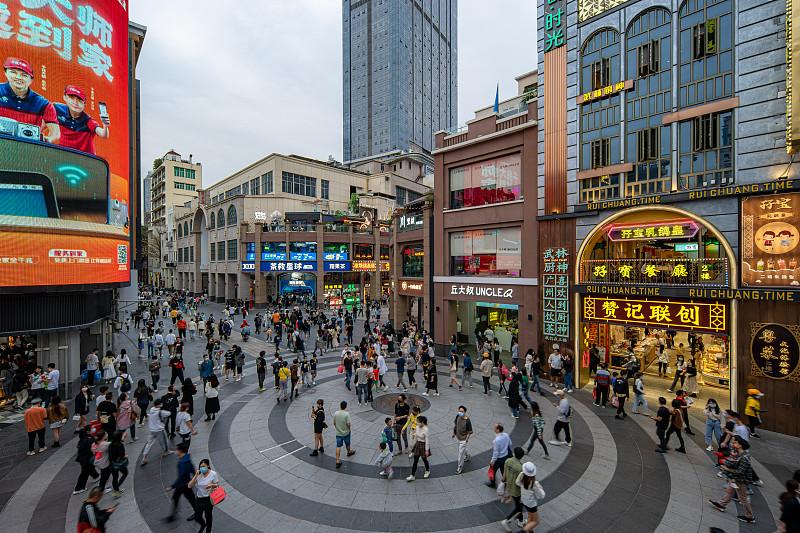 2025年韩国人扎堆涌入广东，珠三角常住韩国人突破12万，入境游客同比暴涨92%
