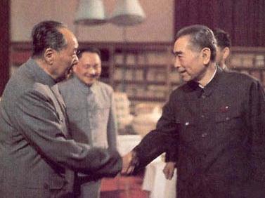 1974年，周总理已经向毛主席辞行了，为何又突然折返回来，陪主席多待了两天？ 